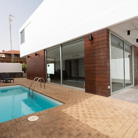Modern 2Br House - Private Pool - Parking Villa San Bartolomé Exteriör bild