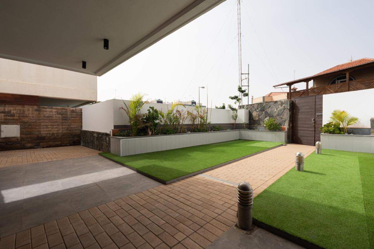 Modern 2Br House - Private Pool - Parking Villa San Bartolomé Exteriör bild